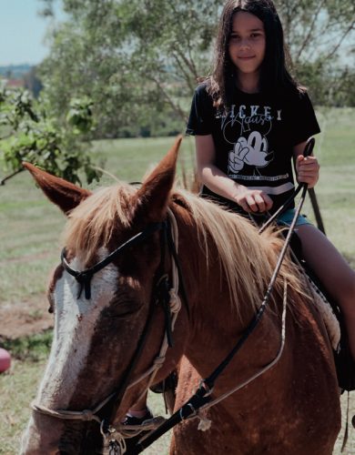 menina-cavalo-01-800 menina-cavalo-01-800