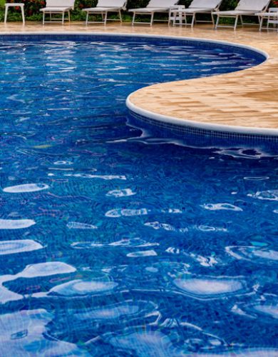 piscina-02-750X484 piscina-02-750X484